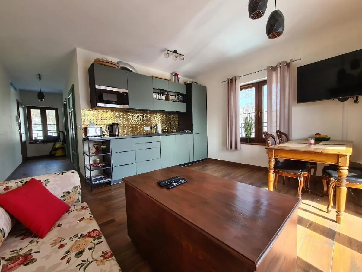 Green Park Resort: Panoramic Views with Pool, Sauna, and Fitness Access Szklarska Poreba 0*,  Poland