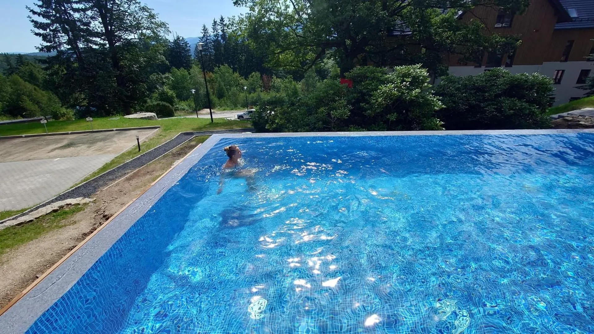 Green Park Resort: Panoramic Views with Pool, Sauna, and Fitness Access Szklarska Poreba 0*,  Poland